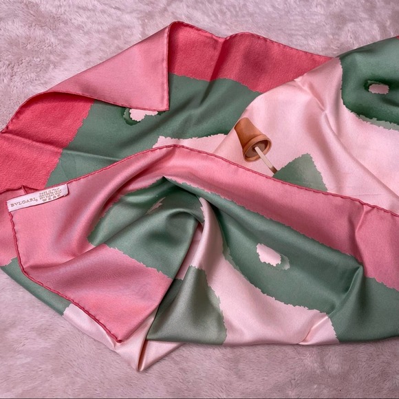 BVLGARI 100% Silk Pink & Green Tree Topiary Print Square Scarf - Picture 5 of 8